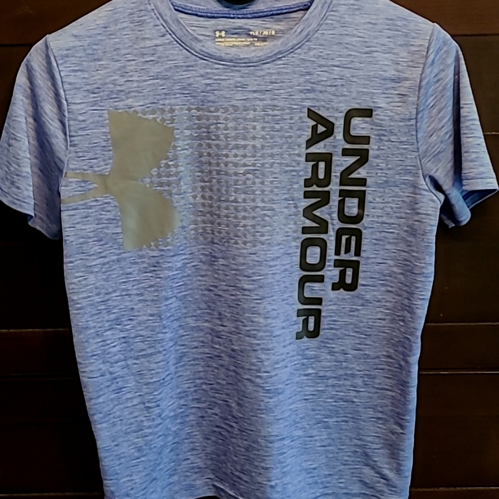 Boys Under Armour Shirt L
